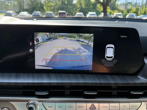 Used 2023 Kia Telluride EX w/ EX Captain's Chair Package image 24