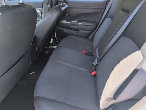 Used 2025 Mitsubishi Outlander Sport SE AWD/4WD image 27