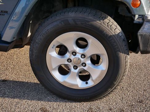 Used 2014 Jeep Wrangler Unlimited Sahara w/ Dual Top Group image 49