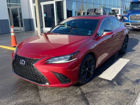 Used 2022 Lexus ES 300h F Sport w/ Accessory Package 2 image 3