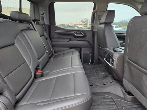Used 2024 GMC Sierra 1500 SLT w/ SLT Premium Plus Package image 23