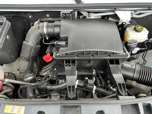 Used 2022 Mercedes-Benz Sprinter 2500 image 34