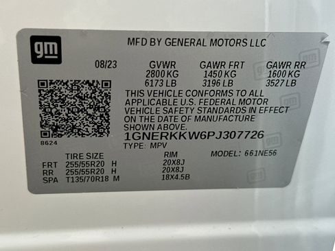 Certified 2023 Chevrolet Traverse Premier w/ LPO, Cargo Package FWD image 42