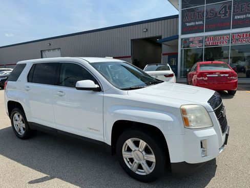Used 2014 GMC Terrain SLE AWD/4WD image 3