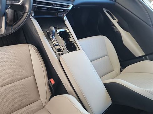 Used 2024 Lexus RX 350 Premium image 24