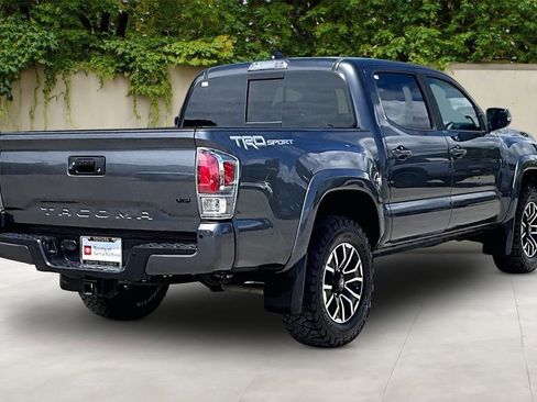 Certified 2022 Toyota Tacoma TRD Sport w/ Technology Package image 5