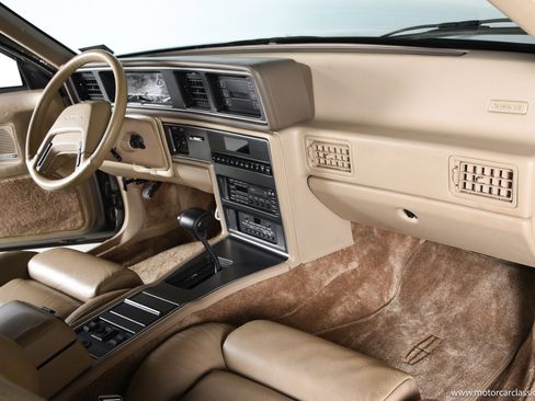 Used 1988 Lincoln Mark VII LSC RWD image 30