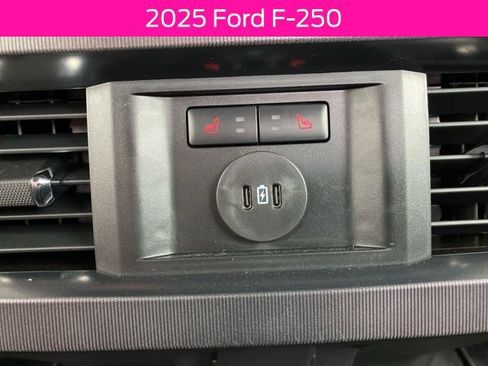 New 2025 Ford F250 Platinum AWD/4WD image 21