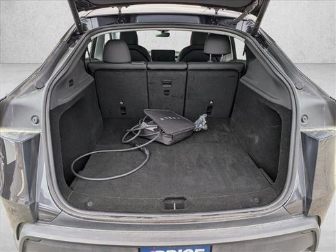 Used 2026 Tesla Model Y AWD image 24