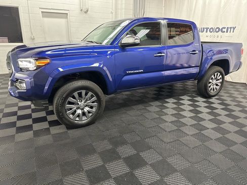 Used 2023 Toyota Tacoma Limited image 5