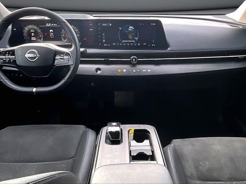 Used 2024 Nissan Ariya EVOLVE+ image 7