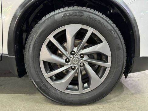 Used 2016 Nissan Rogue SL w/ SL Premium Package FWD image 21