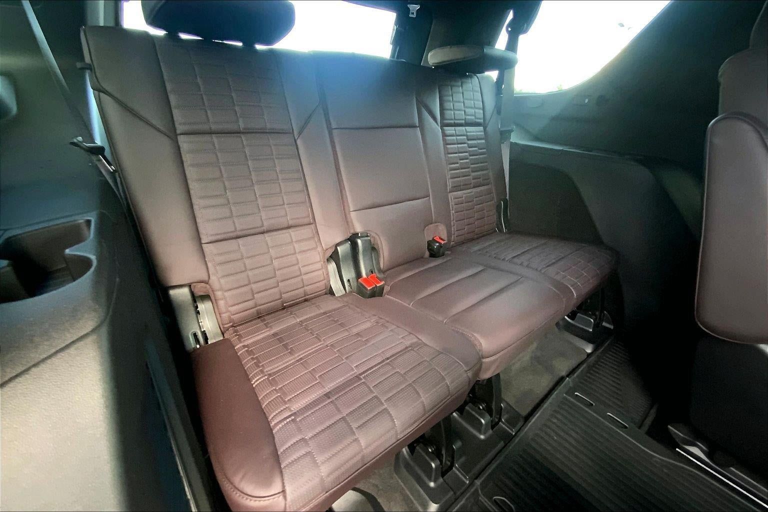 Certified 2024 Cadillac Escalade V AWD/4WD image 25
