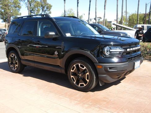 Certified 2023 Ford Bronco Sport Outer Banks AWD/4WD image 6