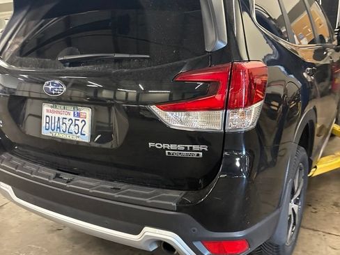Used 2020 Subaru Forester Touring w/ Popular Package #2 AWD/4WD image 12