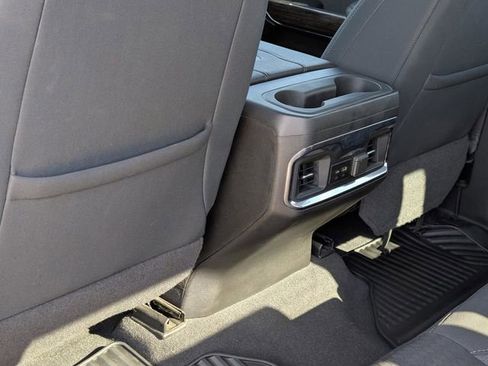 Used 2022 GMC Sierra 1500 Elevation image 30