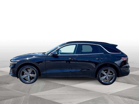 Used 2024 Genesis GV70 2.5T w/ Sport Prestige Package AWD/4WD image 5