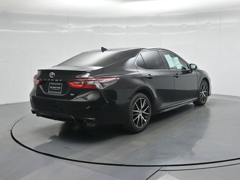 Used 2022 Toyota Camry SE image 26