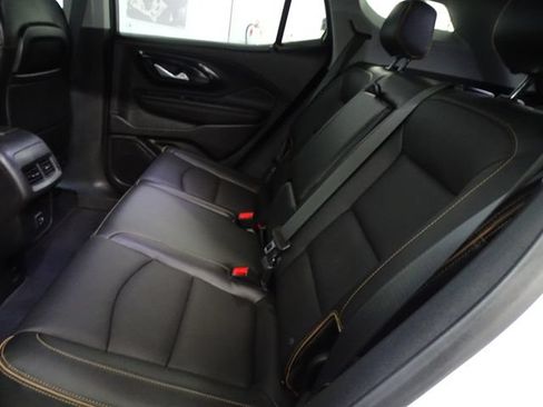 Used 2023 GMC Terrain AT4 w/ Infotainment Package II AWD/4WD image 4