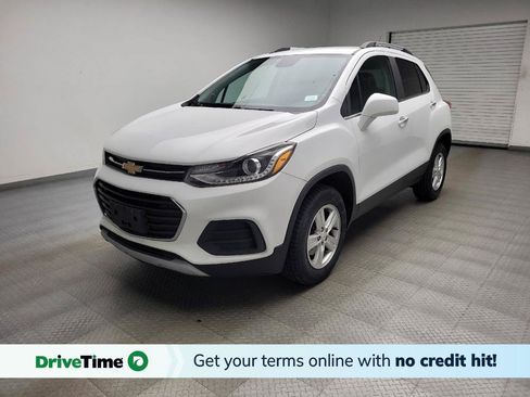 Used 2018 Chevrolet Trax LT w/ LT Convenience Package AWD/4WD image 1