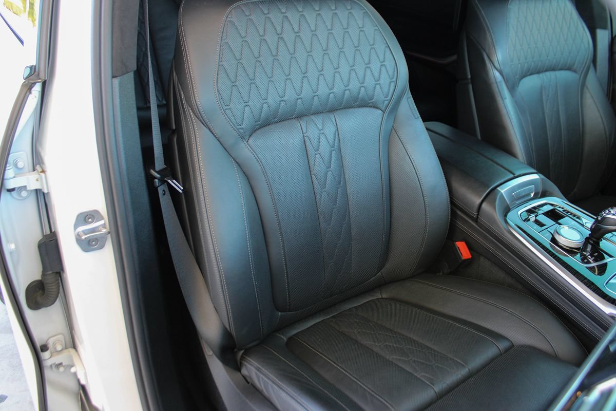 Used 2019 BMW X7 xDrive50i w/ Dynamic Handling Package AWD/4WD image 21