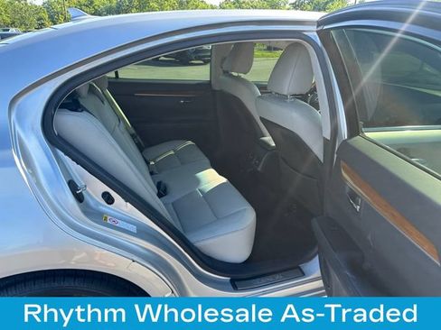 Used 2013 Lexus ES 300h w/ Luxury Pkg FWD image 20