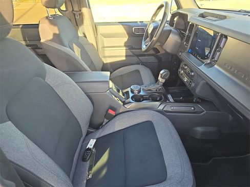 Used 2025 Ford Bronco Big Bend image 10