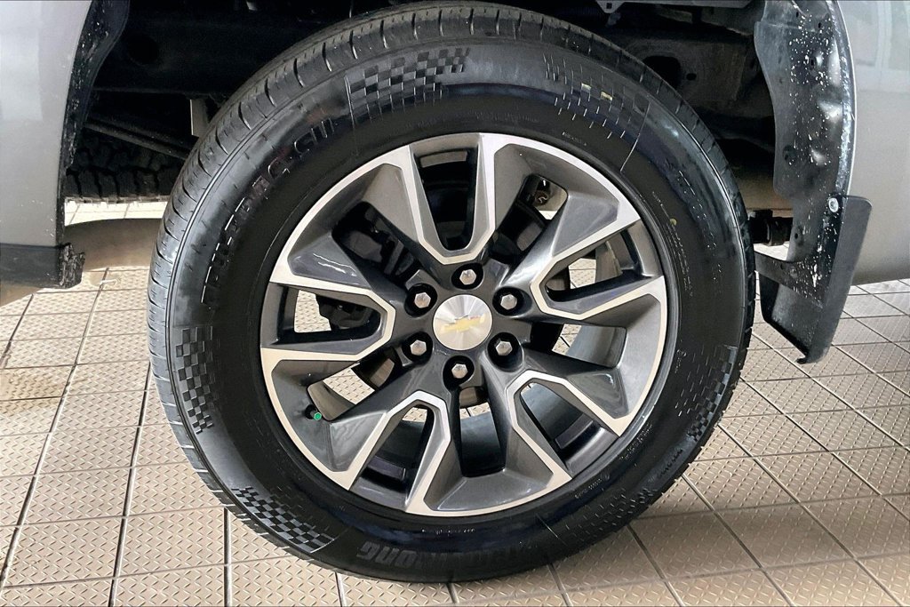Used 2020 Chevrolet Silverado 1500 LT w/ Texas Edition RWD image 35