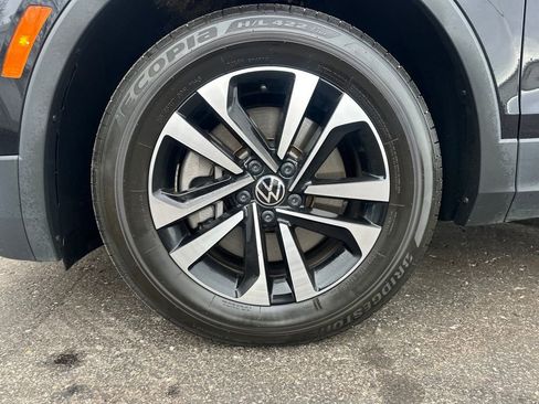 Used 2024 Volkswagen Tiguan S image 25