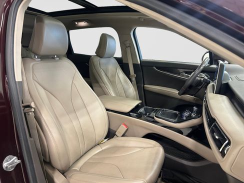 Used 2022 Lincoln Nautilus Reserve AWD/4WD image 21