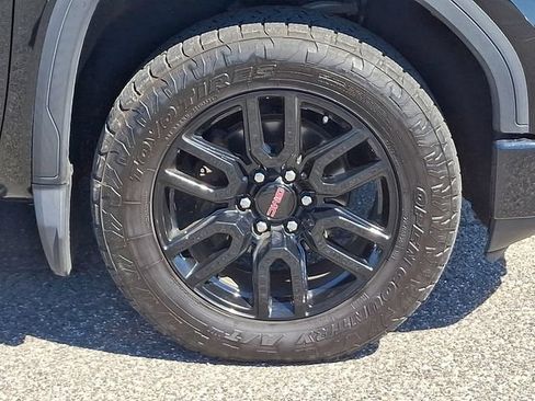 Used 2022 GMC Sierra 1500 Elevation w/ Preferred Package AWD/4WD image 29