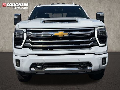 Used 2026 Chevrolet Silverado 2500 High Country AWD/4WD image 2