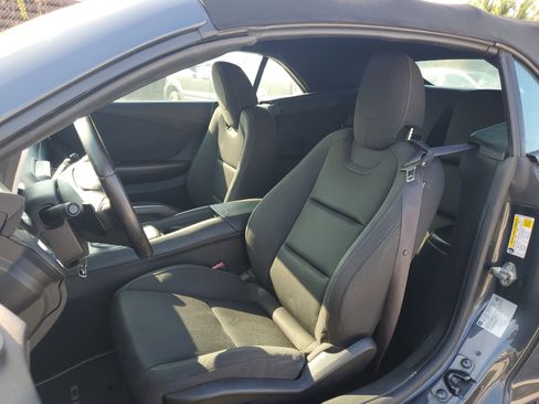 Used 2015 Chevrolet Camaro LT image 13