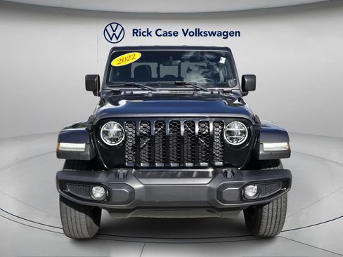 Used 2022 Jeep Gladiator Sport image 4