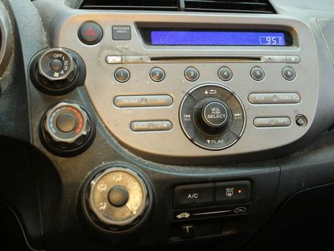 Used 2010 Honda Fit image 13