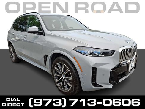 Used 2024 BMW X5 xDrive40i w/ M Sport Package AWD/4WD image 1