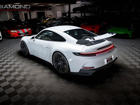 Used 2022 Porsche 911 GT3 RWD image 4