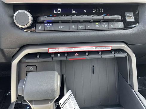 New 2026 Toyota Tundra Limited image 39