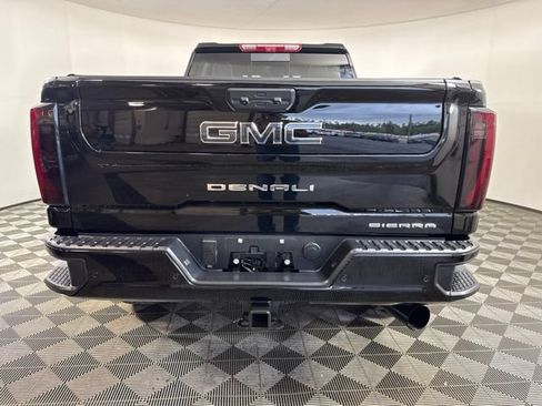 Used 2025 GMC Sierra 3500 Denali Ultimate AWD/4WD image 19