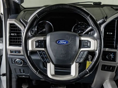 Used 2022 Ford F350 Lariat image 16