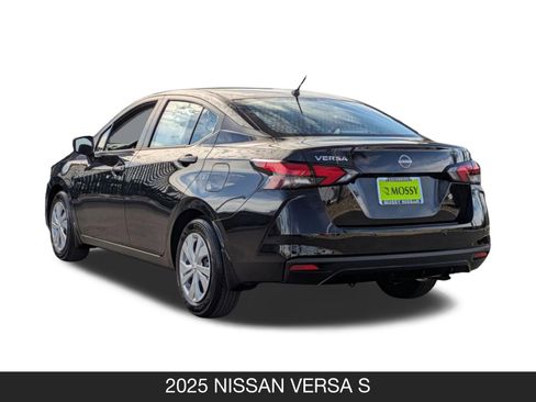 Used 2025 Nissan Versa S w/ Trunk Package image 7
