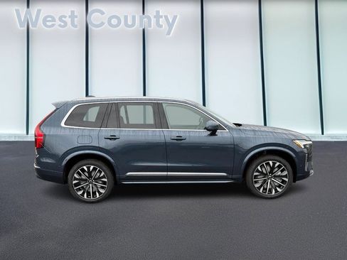 New 2026 Volvo XC90 B6 Plus w/ Protection Package Premier image 2