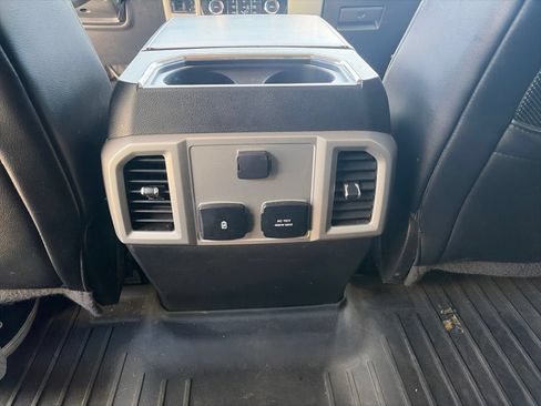 Used 2019 Ford F350 Lariat AWD/4WD image 12