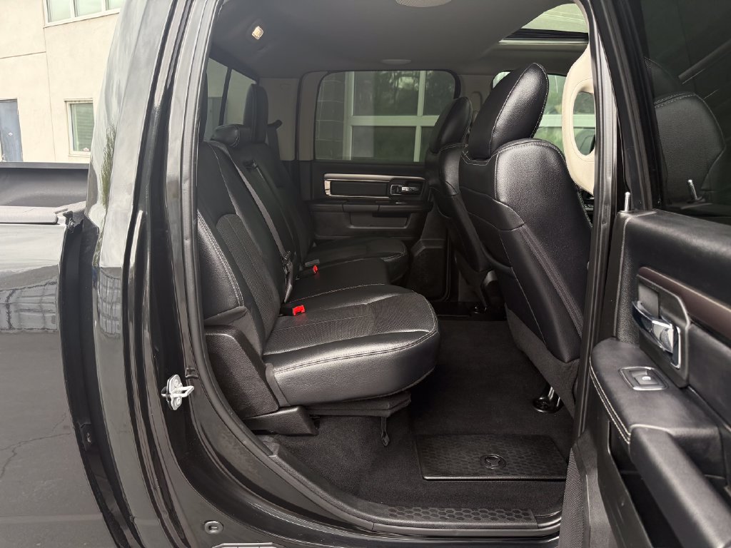 Used 2018 RAM 2500 Laramie w/ Sport Appearance Group AWD/4WD image 38