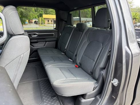 Used 2025 RAM 1500 Big Horn AWD/4WD image 17