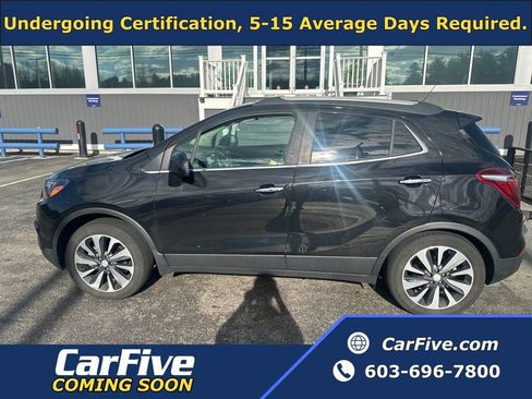 Used 2021 Buick Encore Preferred w/ Safety Package AWD/4WD image 1