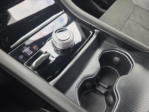 New 2026 Jeep Grand Cherokee Altitude image 16