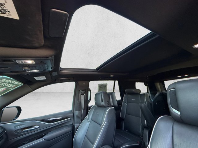 Used 2021 Cadillac Escalade Sport RWD image 15