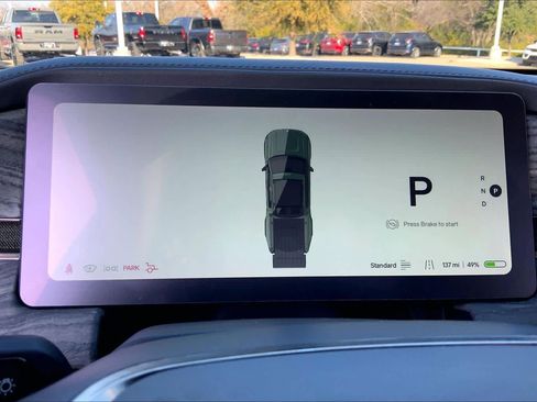 Used 2022 Rivian R1T Adventure image 25