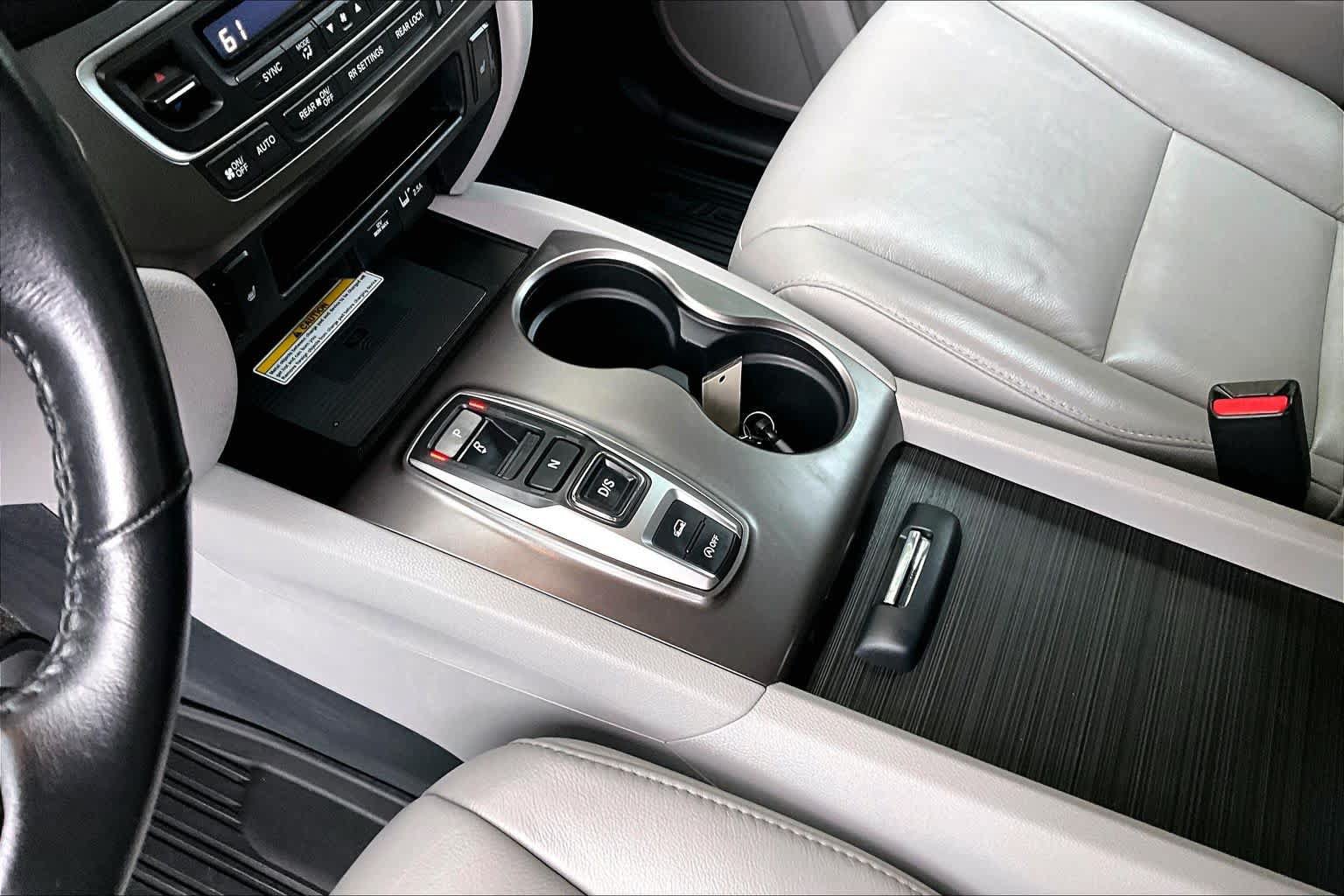 Used 2022 Honda Pilot Special Edition image 16